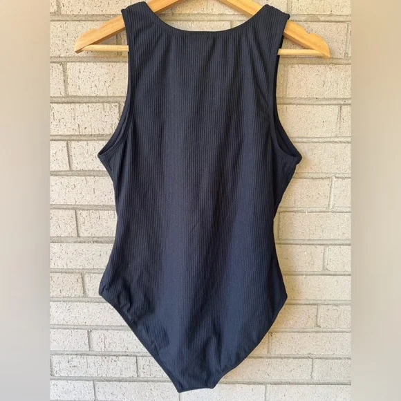 Andie The Malibu - Black Henley One-Piece Swimsuit Size Large - Picture 3 of 7
